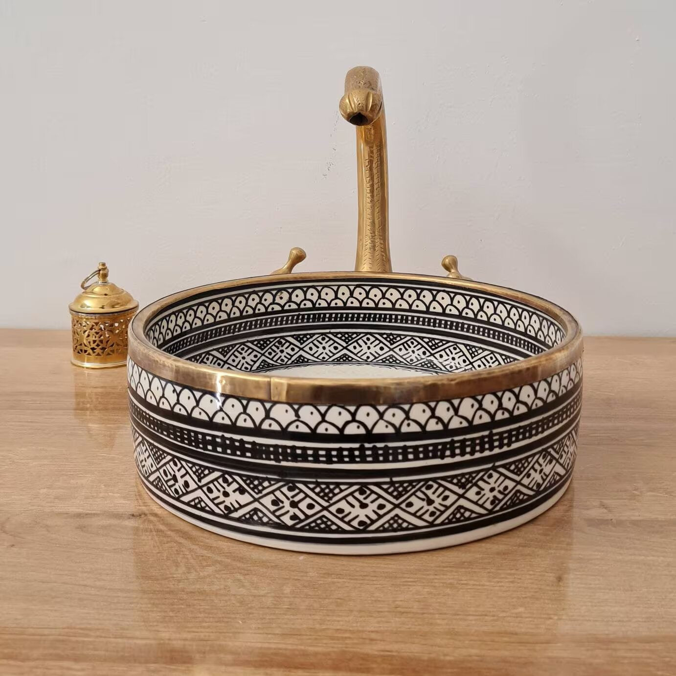  Moroccan ceramic sink for bathroom | Brushed solid brass rim